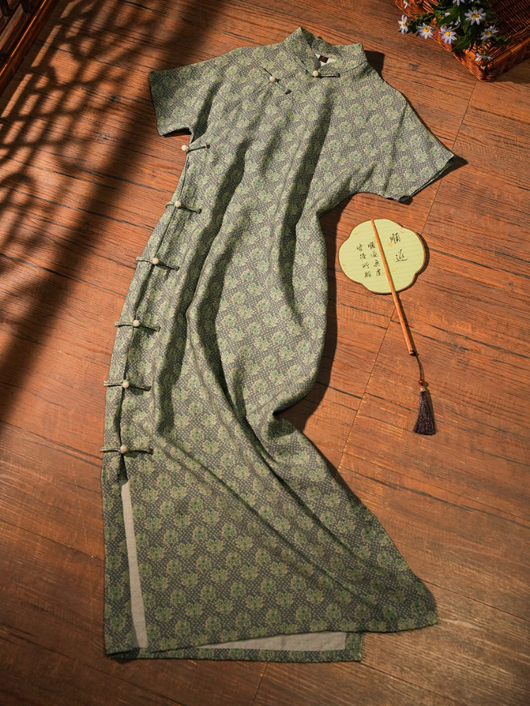 Lüsün 芦笋 Asparagus Republic of China Jacquard Cotton Short Sleeve Qipao