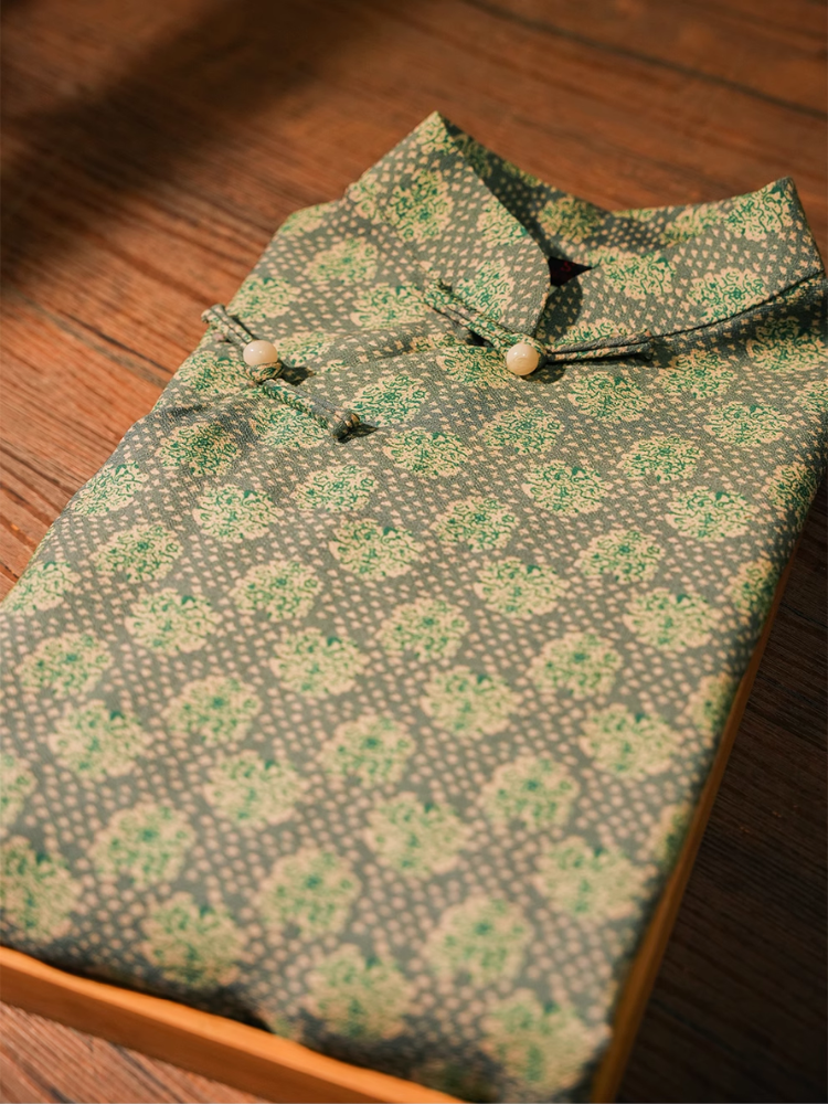 Lüsün 芦笋 Asparagus Republic of China Jacquard Cotton Short Sleeve Qipao