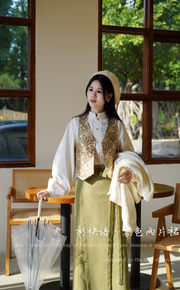 Wu Sè 雾色 Song Dynasty Modernized Liangpianqun Two Panel Wrap Skirt