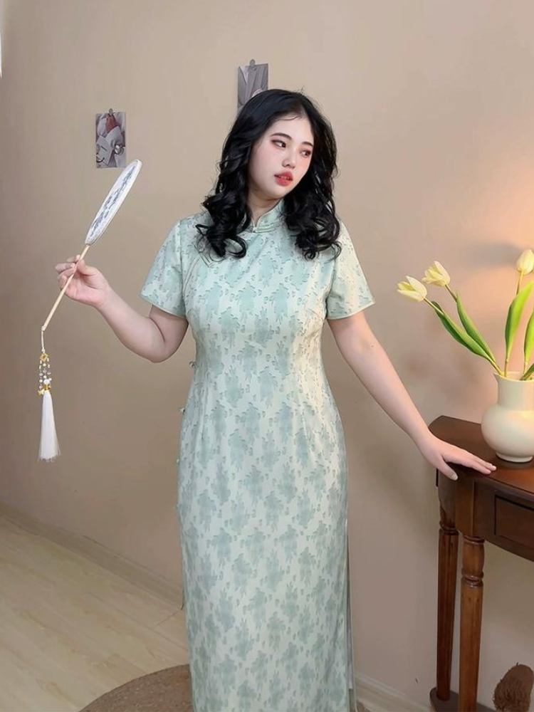 Zhi Lian 之恋 Summer Romance Plus Size Floral Short Sleeve Qipao