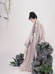 Xue Qing 雪青 Lilac Pearl Song Dynasty Ruqun