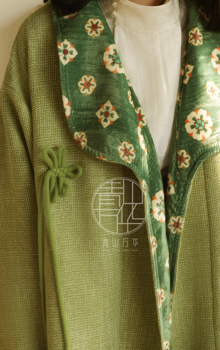 (Presale) Zao Qiu 早秋 Early Autumn Modernized Tang Double Lined Pi Ao Coat