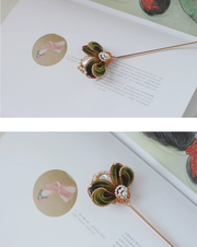 Jin Jia Xian 金甲仙 Immortal Golden Armor New Chinese Style Velvet Flower Hairpin