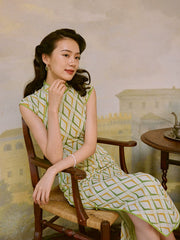 Ruo Ling 若菱 Water Chestnut Midcentury Geometric Chiffon Cap Sleeve Qipao