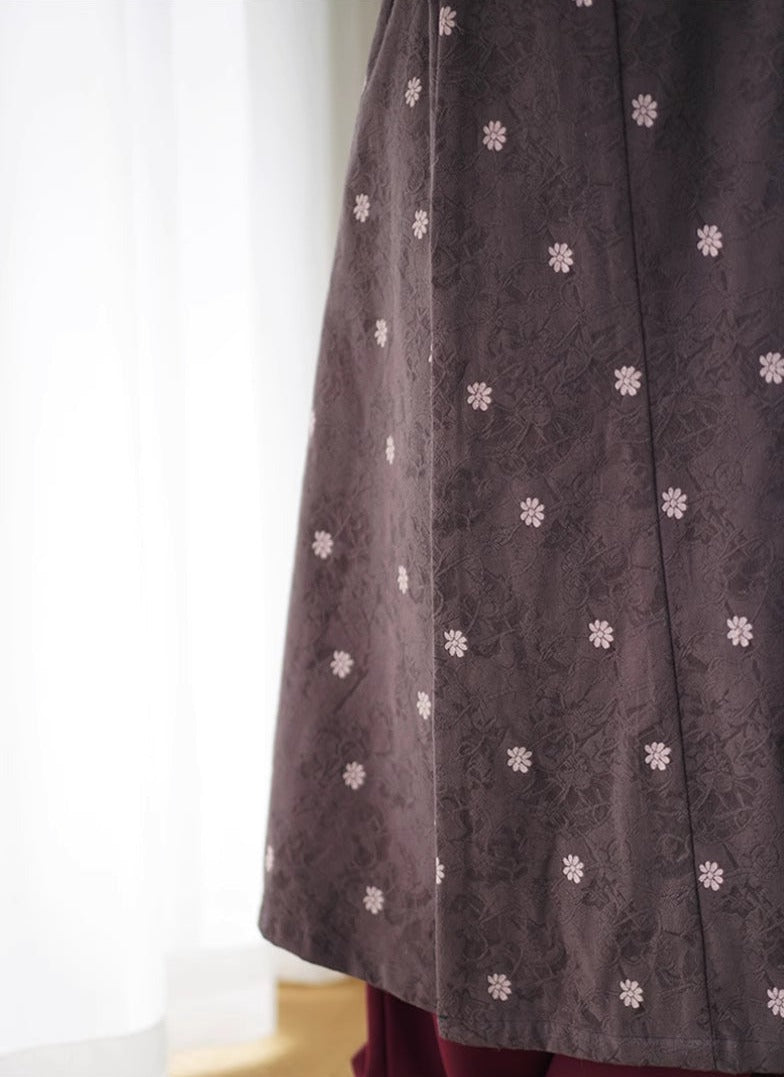 Chuju 雏菊 Daisy Reversible Cotton Tang Yuanlingpao Robe Jacket