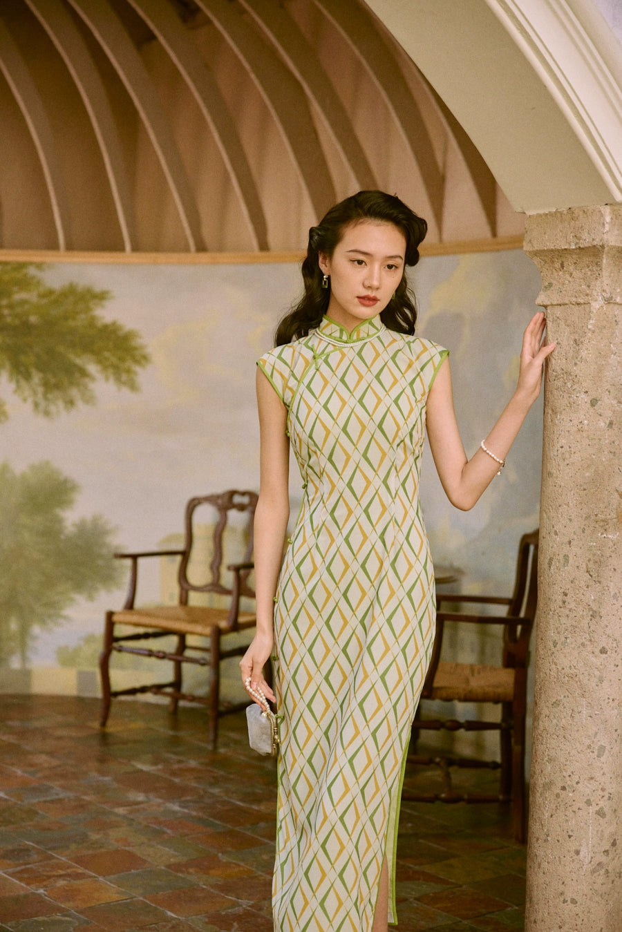 Ruo Ling 若菱 Water Chestnut Midcentury Geometric Chiffon Cap Sleeve Qipao