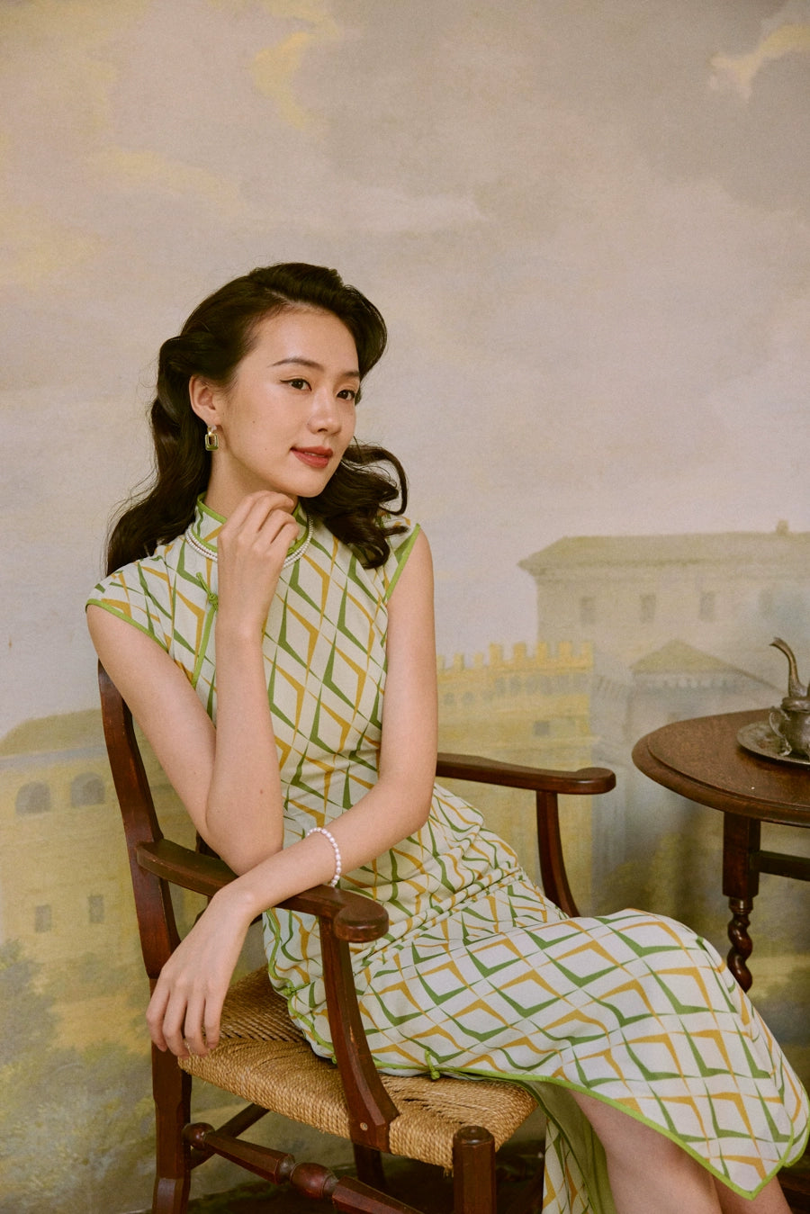 Ruo Ling 若菱 Water Chestnut Midcentury Geometric Chiffon Cap Sleeve Qipao