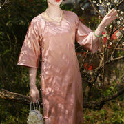 Yan Yan 胭胭 Rouge 1920s Collarless Jacquard Crepe Bell Sleeve Qipao