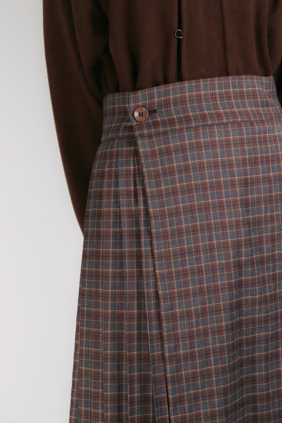 Jia Ri 假日 Holiday Plaid Modernized Ming Midi Mamian Skirt
