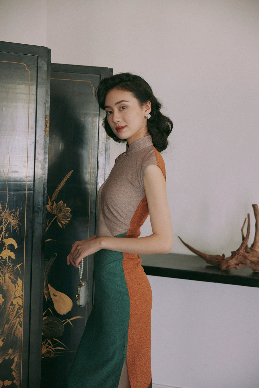 Molan Di 莫兰迪 Morandi Abstract Midcentury Daily Cap Sleeve Qipao