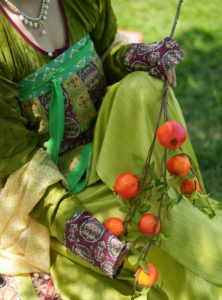 Zi Ya 紫鸭 Purple Duck Early Tang Restoration Mofu Waist Warmer