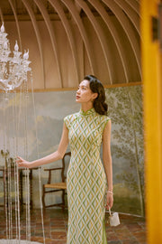 Ruo Ling 若菱 Water Chestnut Midcentury Geometric Chiffon Cap Sleeve Qipao