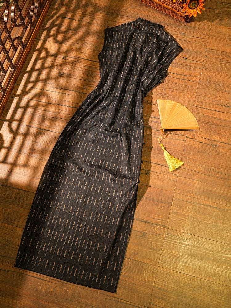 Niuqü 扭曲 Time Warp Republic of China Striped Jacquard Sleeveless Qipao