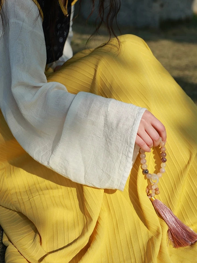 Xuyu 须臾 A Moment in the Early Tang Chuiling Banbi Jacket & Poqun Broken Skirt Ruqun Set