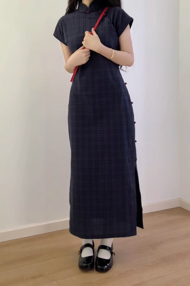 Tang Mi 糖蜜 Molasses Republic of China Navy Plaid Pure Cotton Short Sleeve Qipao
