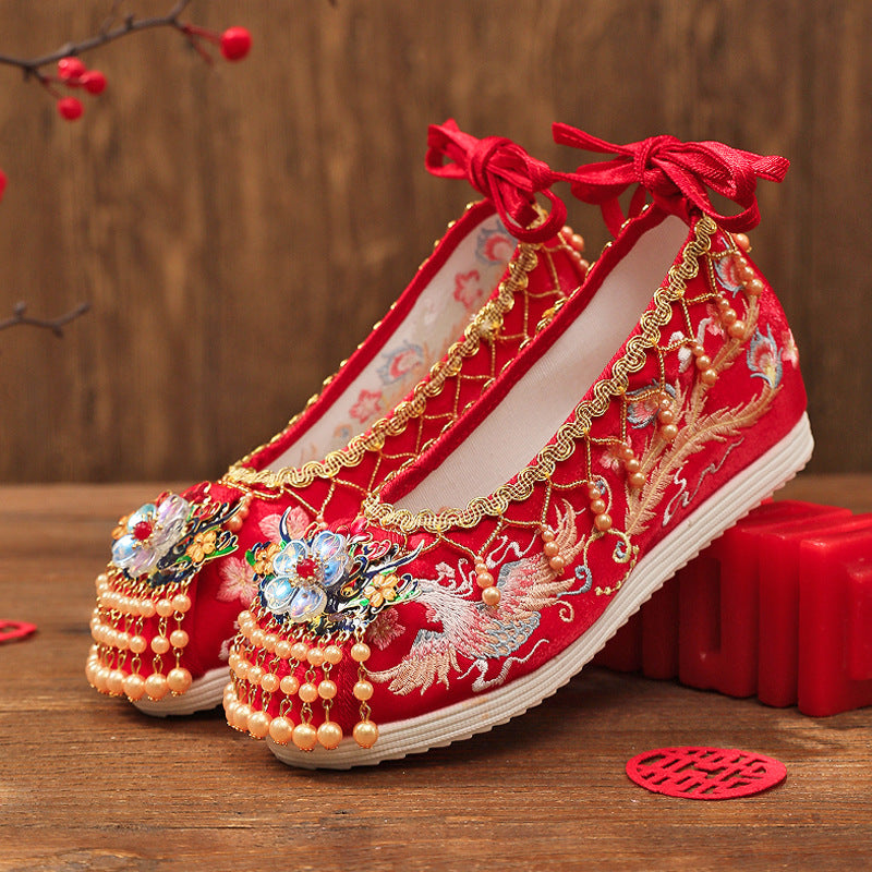 Jin Fenghuang 金凤凰 Golden Phoenix Song Ming Embroidered Cloud Head Shoes