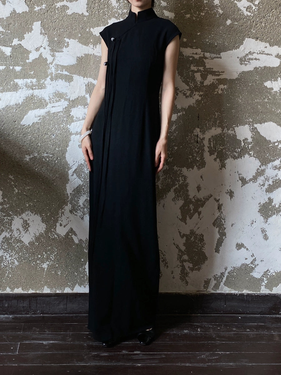 Wu Jian 无间 Without Separation Modernized Tassels Linen Blend Cap Sleeve Qipao