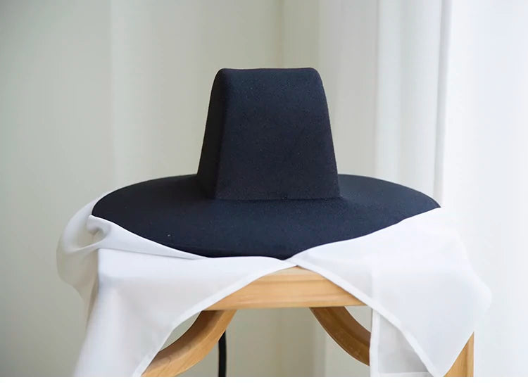 Chu Tang 初唐 Early Tang Weimao Veiled Brim Square Top Hat