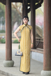 Jiang Gen 姜根 Ginger Root 1930s Art Deco Pure Cotton Parallel Panel Cap Sleeve Qipao