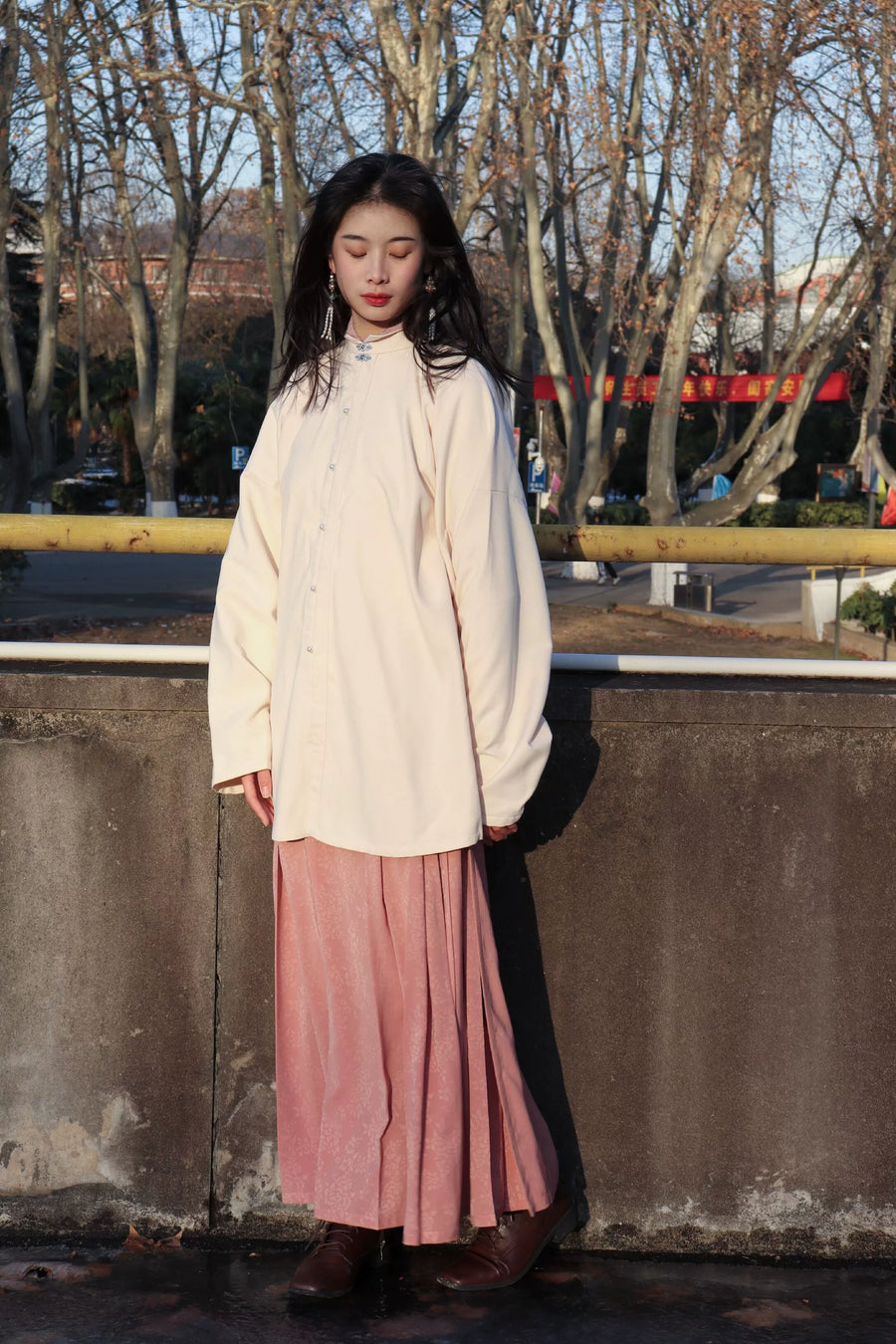 Egg Yolk 熟蛋 Ming Dynasty Contrast Collar Pipa Sleeves Liling Duijin Shirt