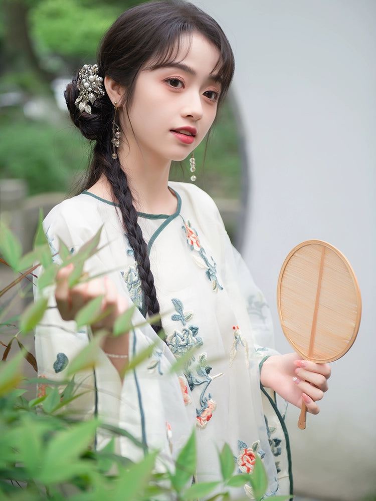 Qing Huai 情怀 Soft Feelings Qing Dynasty New Chinese Style Embroidered Top & Trouser Set
