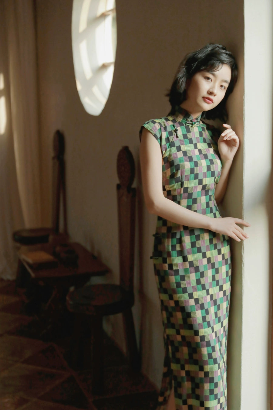 Liuli 琉璃 Retro Late 1930s Cap Sleeve Summer Qipao