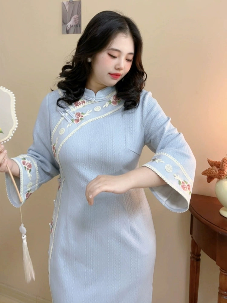 Qing Xin 清新 Plus Size Vintage Modernized Long Sleeve Qipao