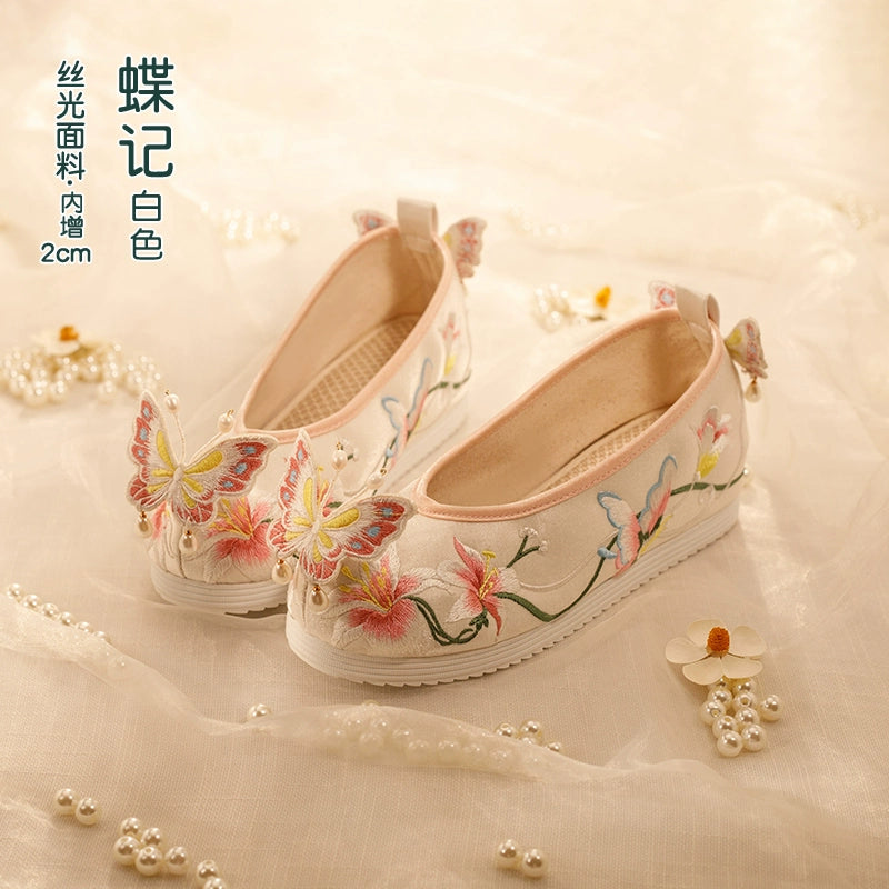Xiu Hua 绣花 Embroidered Butterfly Song Ming Pointed Toe Qiao Tou Shoes