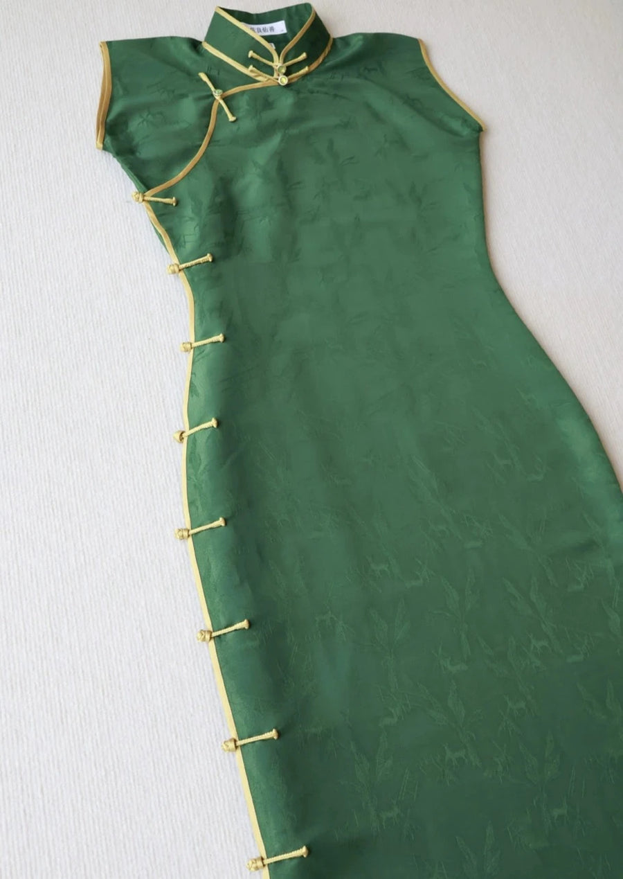 Tuotuo 妥妥 1940s Deer Imprint Summer Cap Sleeve Qipao