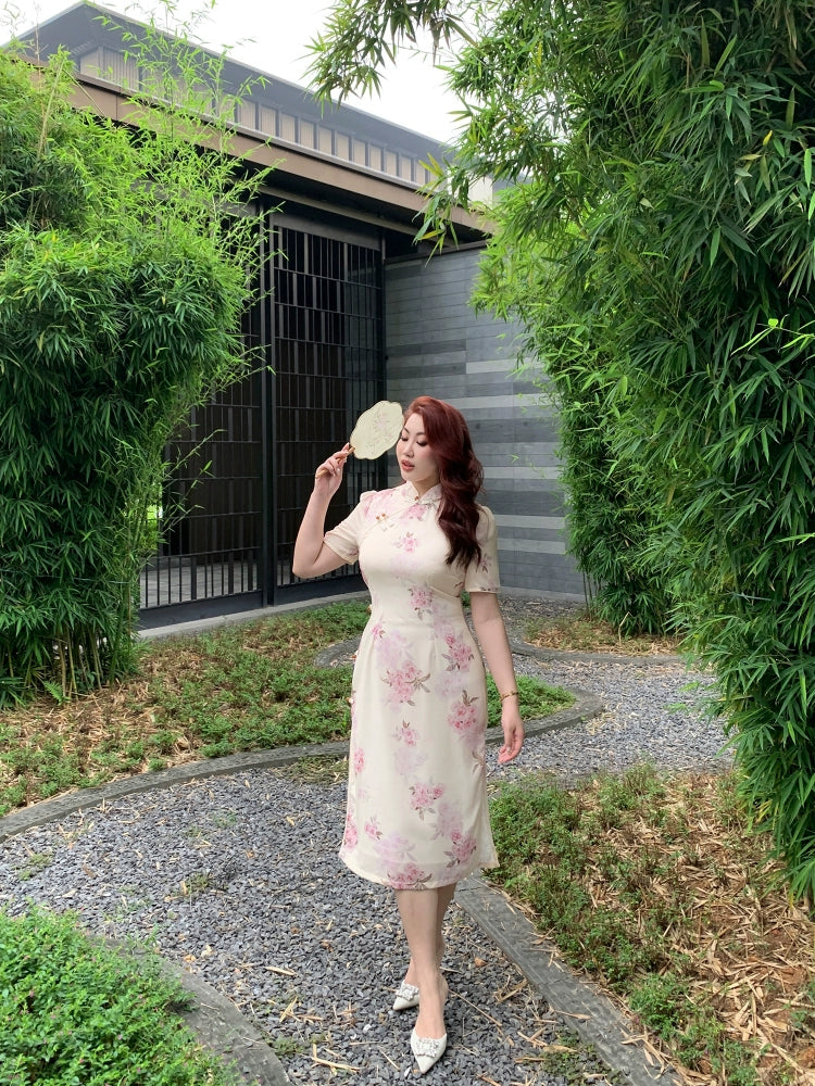 Xiari Meigui 夏日玫瑰 Rosy Summer Plus Size Modernized Classic Floral Print Qipao