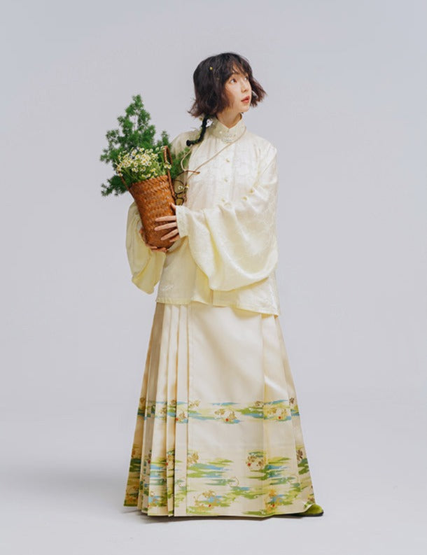 Man Man 慢慢 Modernized Ming Dynasty Mulberry Silk Liling Duanshan Standing Collar Top