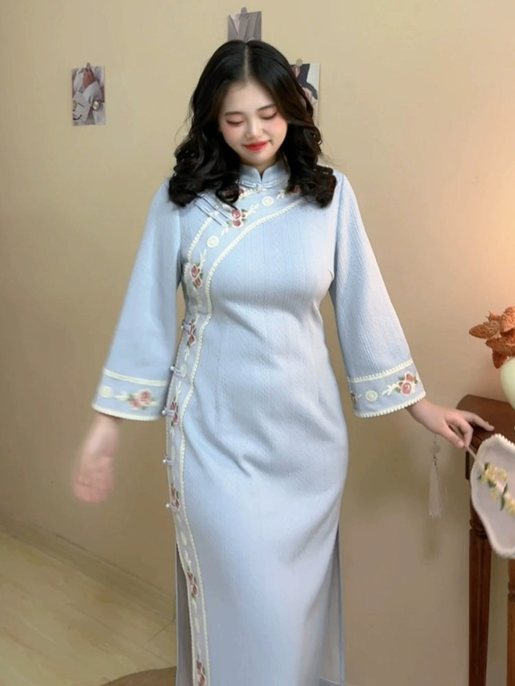 Qing Xin 清新 Plus Size Vintage Modernized Long Sleeve Qipao