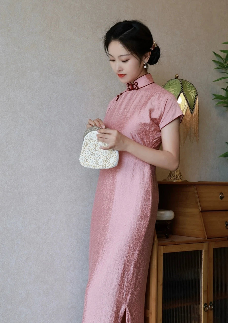 Ying Tao 樱桃 Cherry Pink 1930s Flower Knot Short Sleeve Qipao