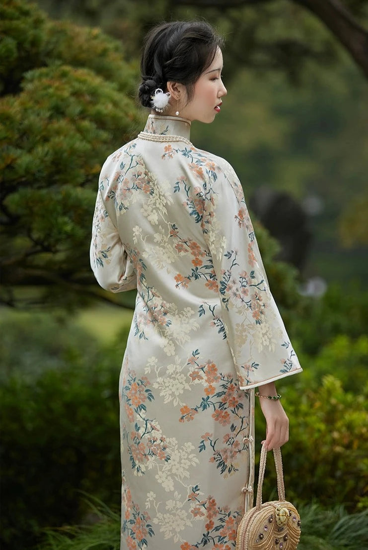 Rui 蕊 1920s Cherry Blossom Jacquard Bell Sleeve Qipao