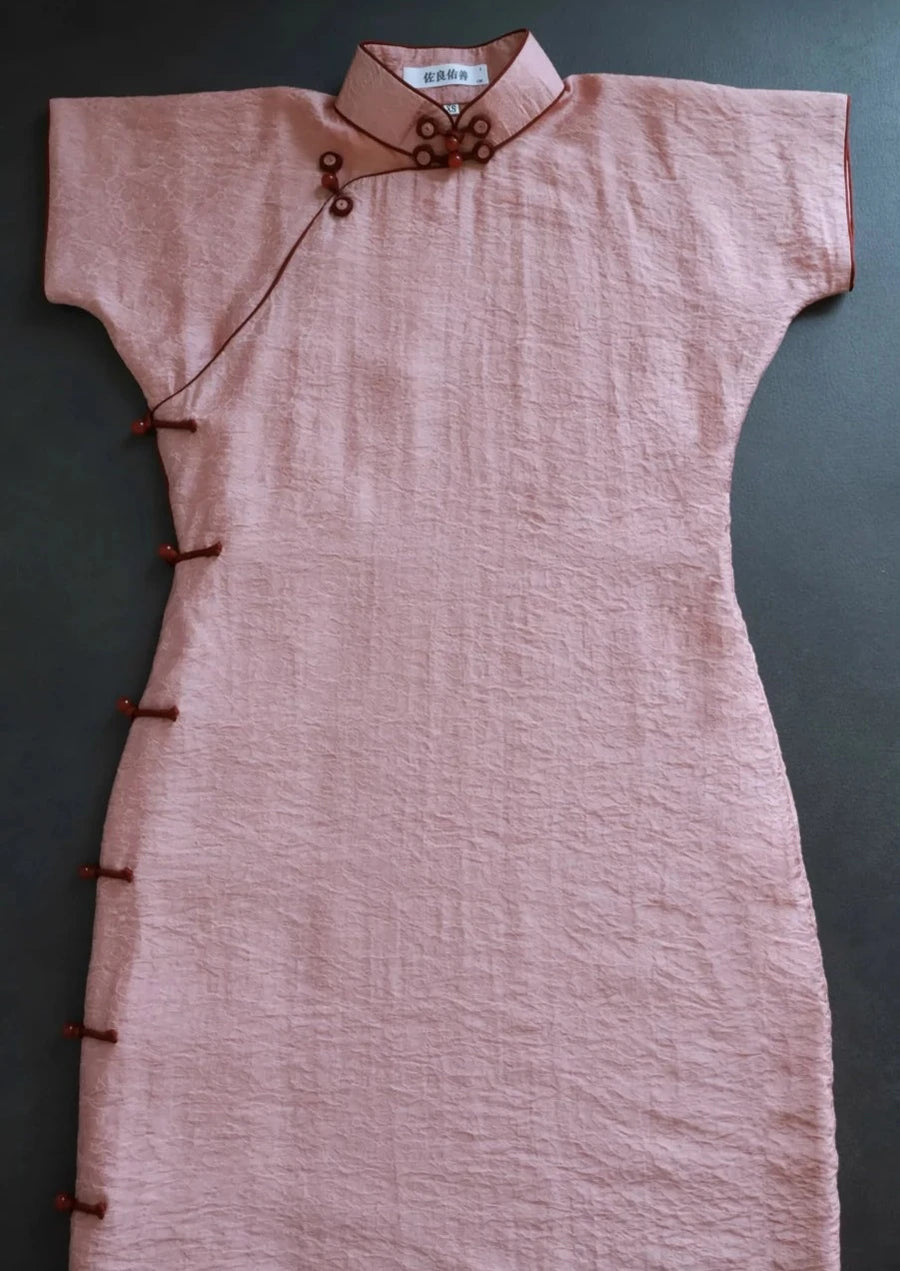 Ying Tao 樱桃 Cherry Pink 1930s Flower Knot Short Sleeve Qipao