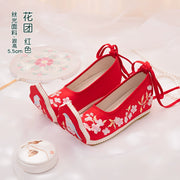 Niao Ming 鸟鸣 Birdsong Tang Dynasty Embroidered Curved Toe Qiaotou Shoes