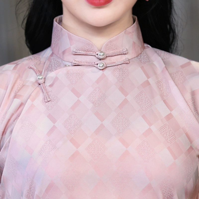 Manchan 曼婵 1930s Patterned Satin Pink Summer Qipao