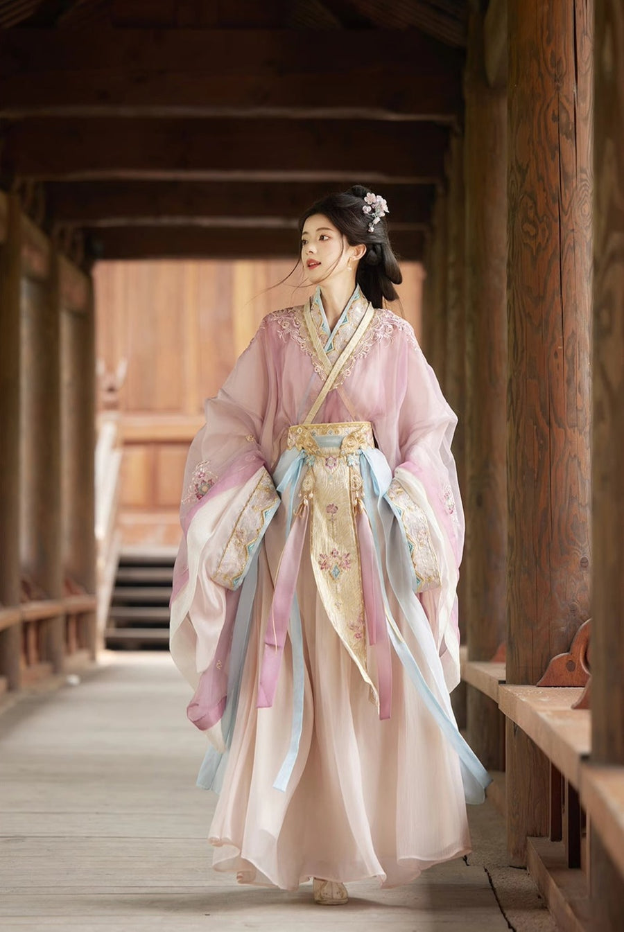 Cherry Blossom Grove 樱花林 Modernized Jin Dynasty Zaju Swallow Tail Ruqun Set