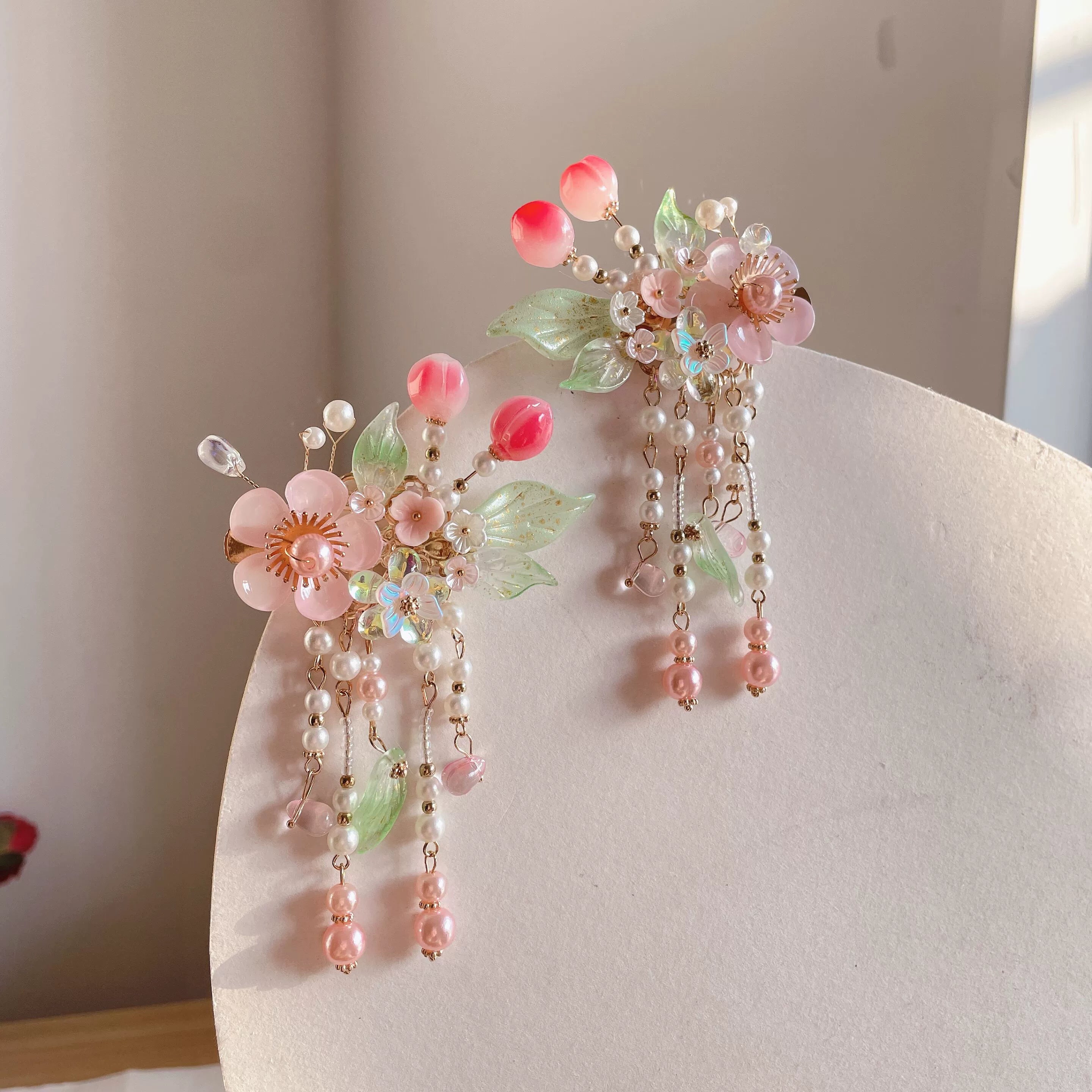 Xiao Taozi 小桃子 Little Peach Floral Pearl Clips