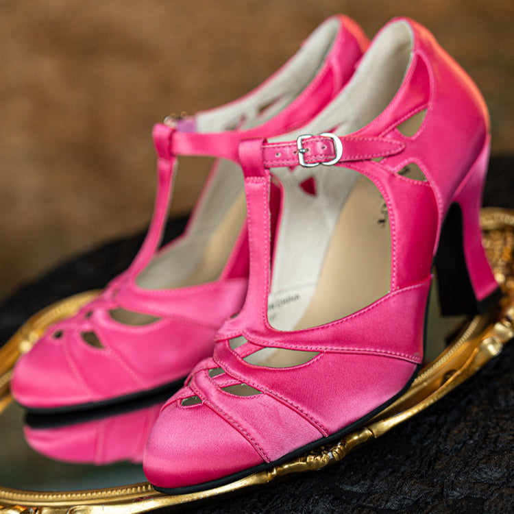 Chou Hu 绸湖 Satin Lakes 1930s Satin Criss Cross T-Strap Mary Janes