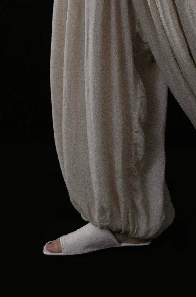 Qi Qiu 气球 New Chinese Style Vertical Pleat Lantern Trousers