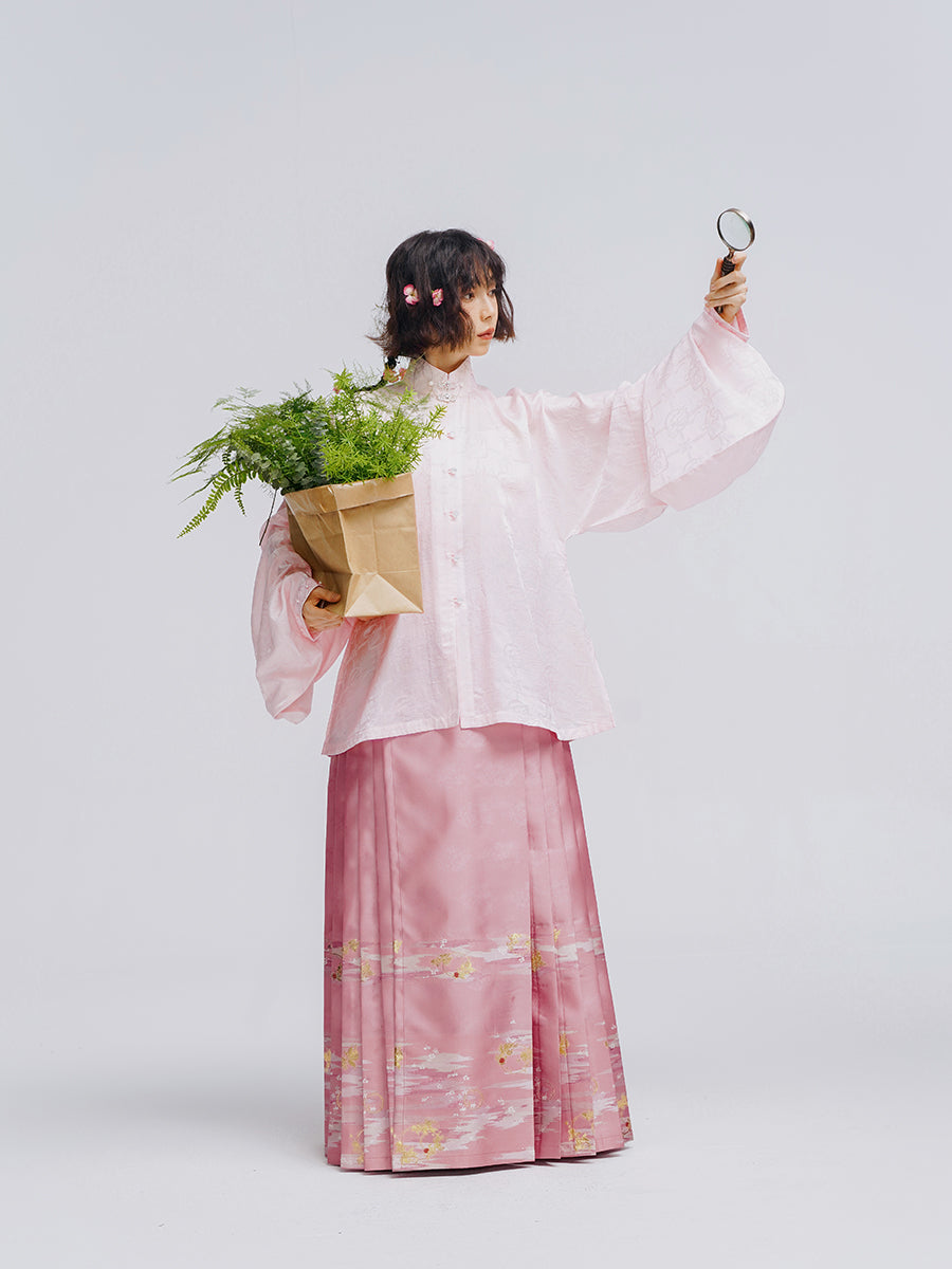 Man Man 慢慢 Modernized Ming Dynasty Mulberry Silk Liling Duanshan Standing Collar Top