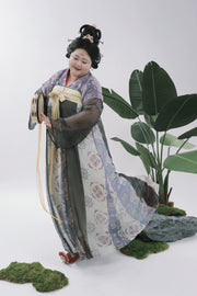 Xiao Yong 小俑 Little Figurines Tang Dynasty Qixiong Ruqun Set