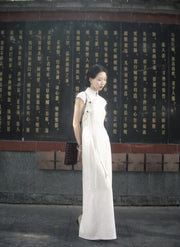 Wu Jian 无间 Without Separation Modernized Tassels Linen Blend Cap Sleeve Qipao