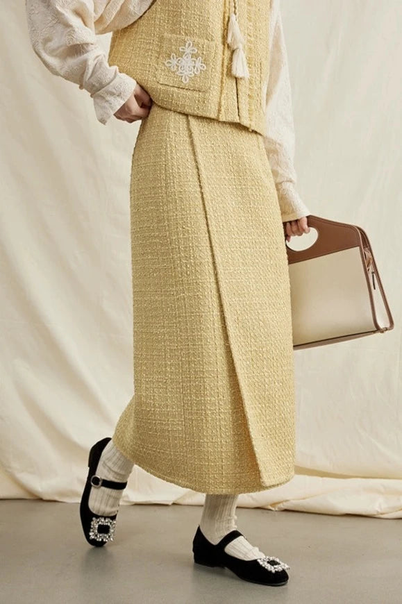 Lemon Croissant 柠檬可颂 Modernized Song Ming Wrap Skirt & Yuanling Bijia Vest Set