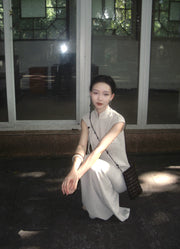 Wu Jian 无间 Without Separation Modernized Tassels Linen Blend Cap Sleeve Qipao