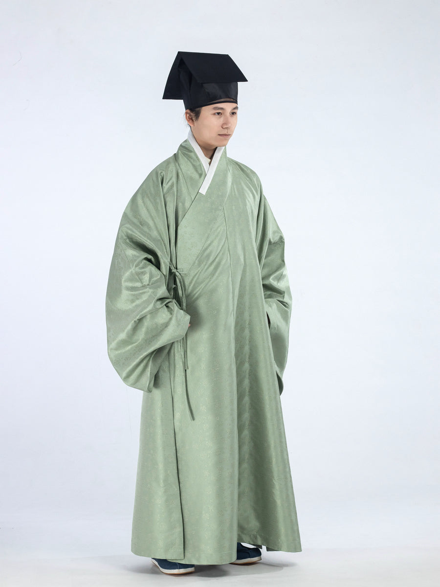 Zhi Duo 直裰 Straight Cut Men's Ming Dynasty Pipa Sleeve Changshan Long Shirt