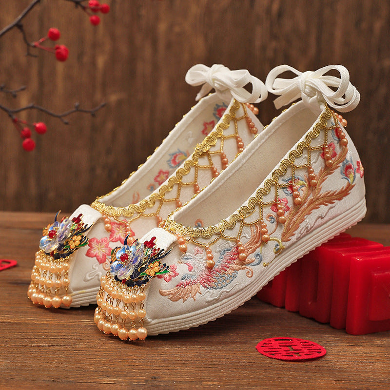 Jin Fenghuang 金凤凰 Golden Phoenix Song Ming Embroidered Cloud Head Shoes