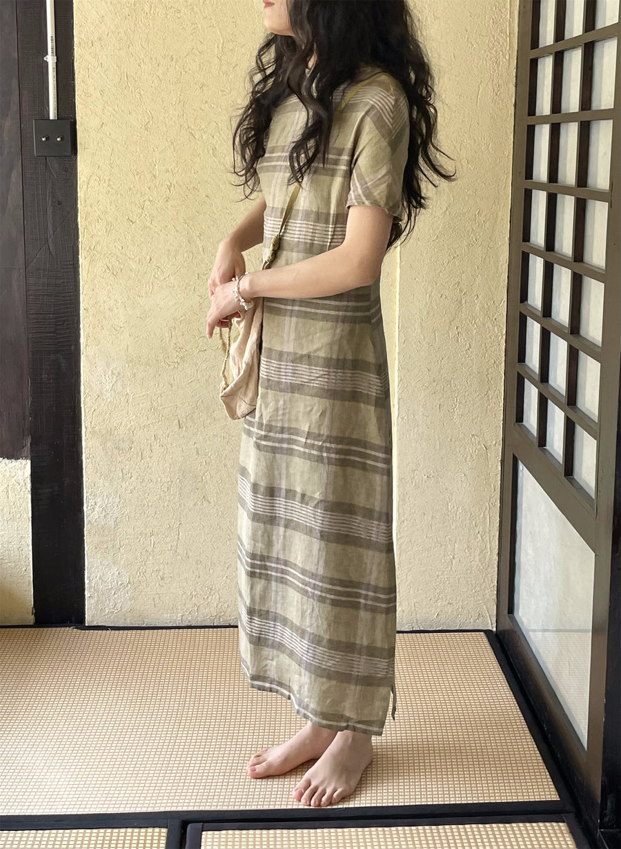Waiting for Leisure 山月等闲 1930s Inspired Pure Linen Flannel Bottleneck Qipao
