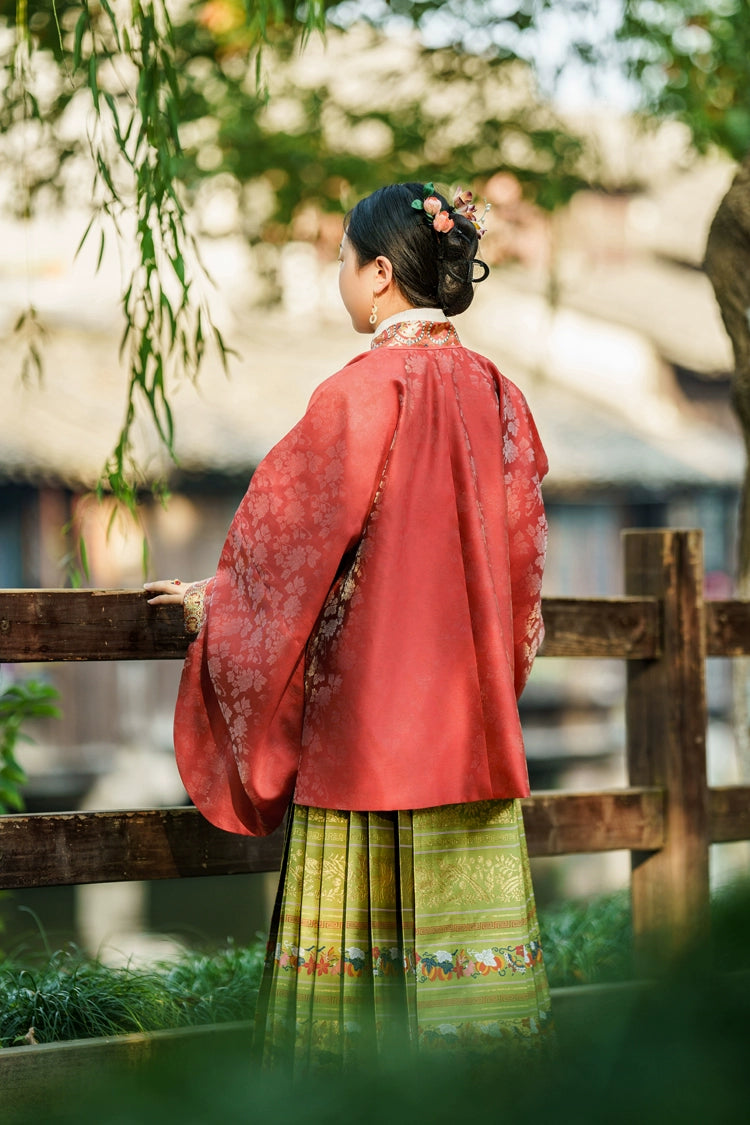 Jin Yin Hua 金银花 Honeysuckle Ming Dynasty Lute Sleeve Jiaoling Ao Top